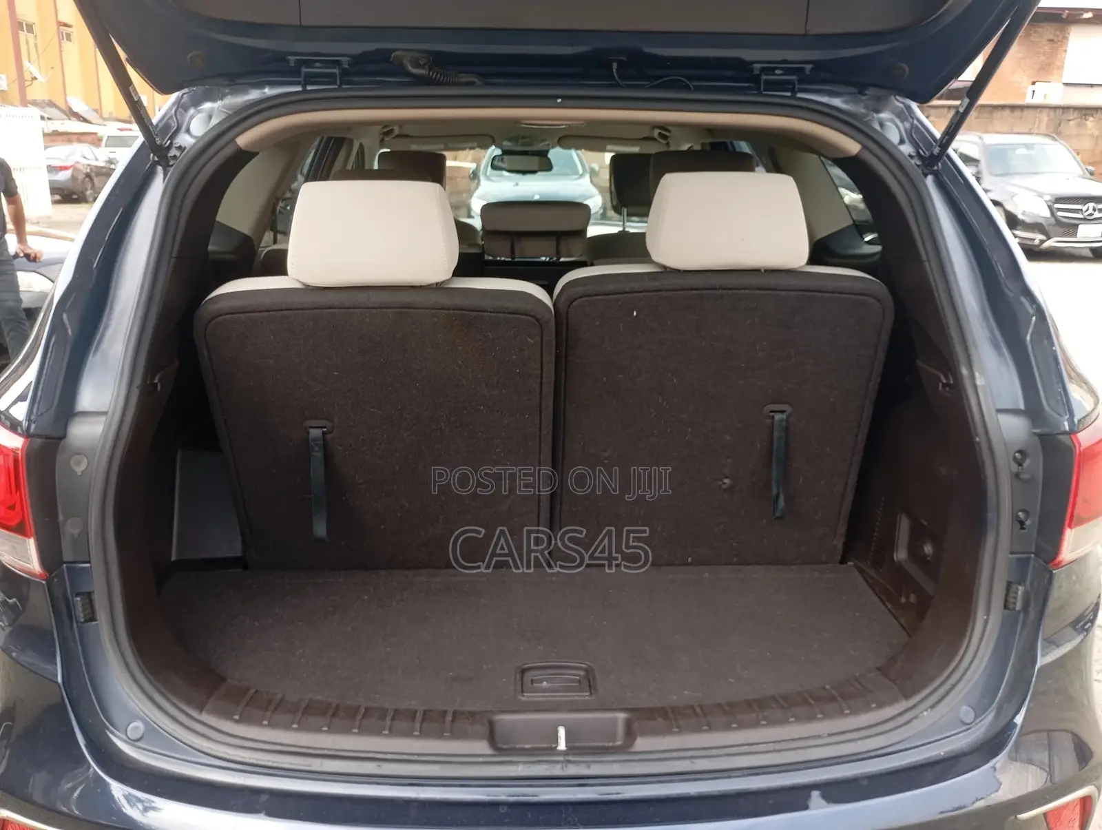 Hyundai Santa Fe 2015 Blue