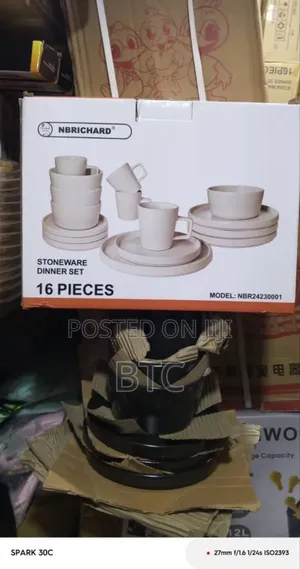 16 Piece Dinner Set