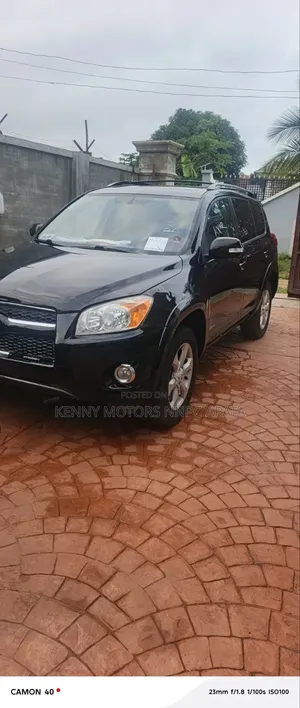 Toyota RAV4 2011 Black