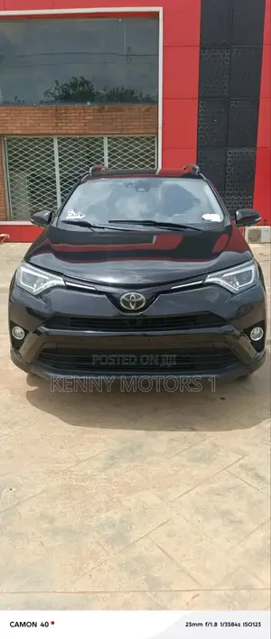 Toyota RAV4 2018 Black