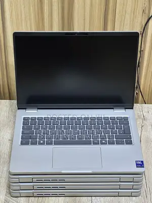 Laptop Dell Pro 14 16GB Intel Core Ultra 5 SSD 512GB
