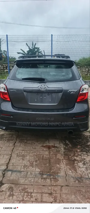 Toyota Matrix 2010 Gray