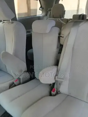 Toyota Sienna 2013 Green
