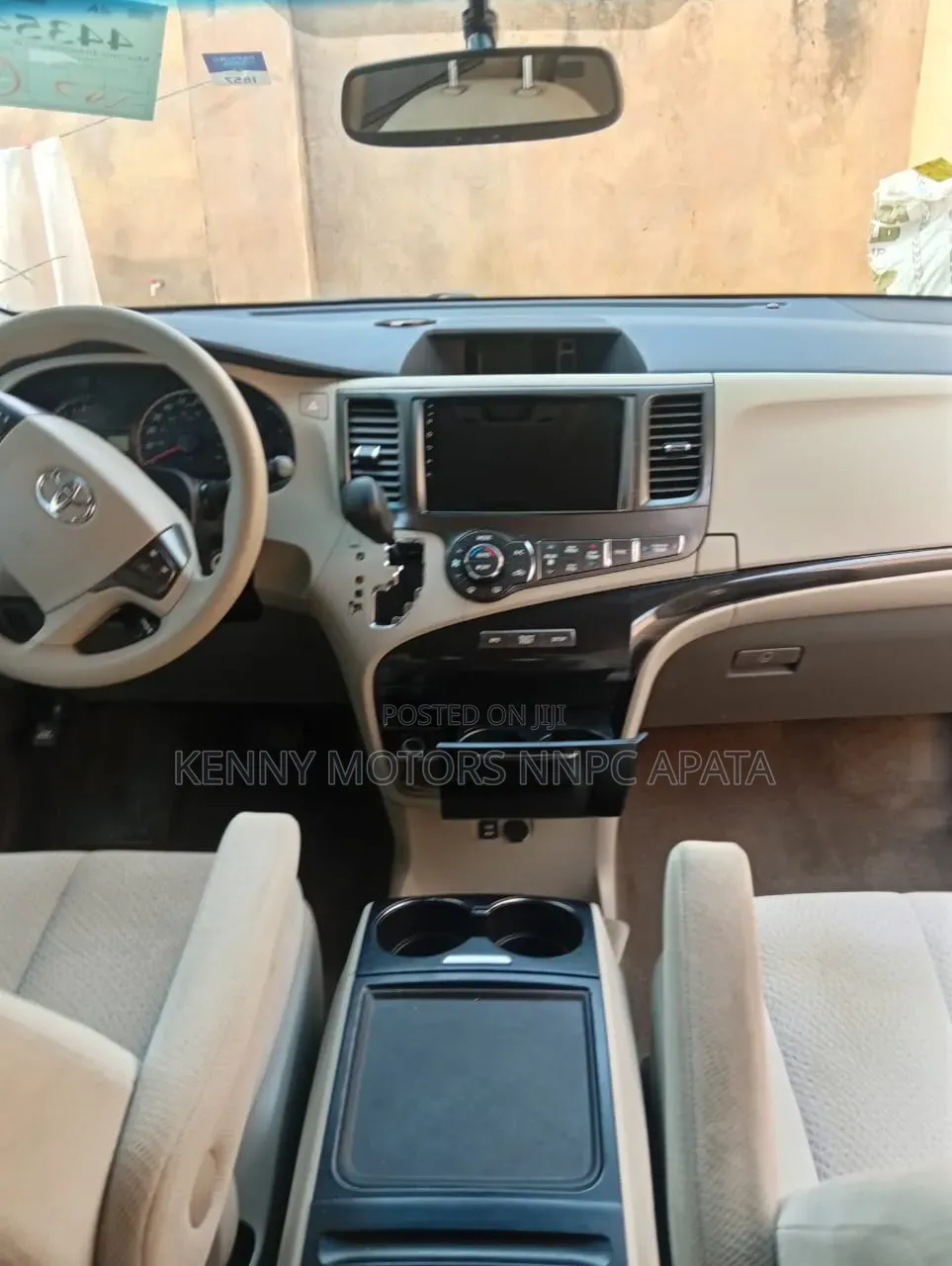 Toyota Sienna 2013 Green