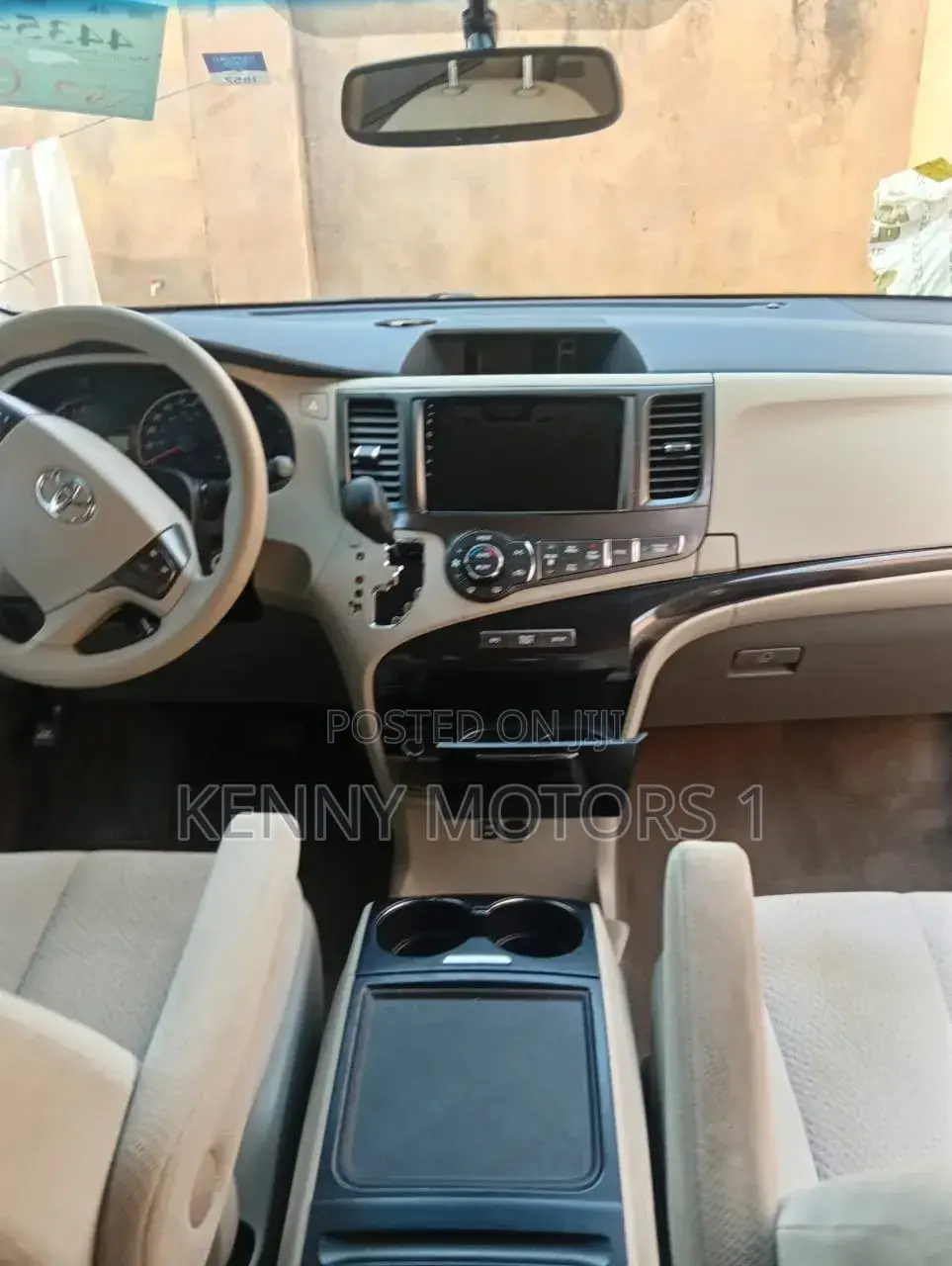 Toyota Sienna 2013 Green