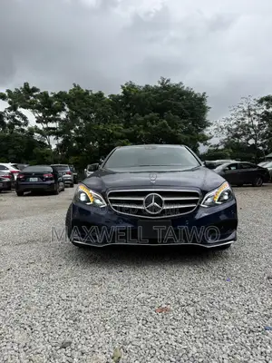Mercedes-Benz E350 Base 4Matic Sedan AWD (3.5L 6cyl 7A) 2014 Blue