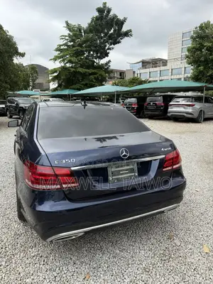 Mercedes-Benz E350 Base 4Matic Sedan AWD (3.5L 6cyl 7A) 2014 Blue