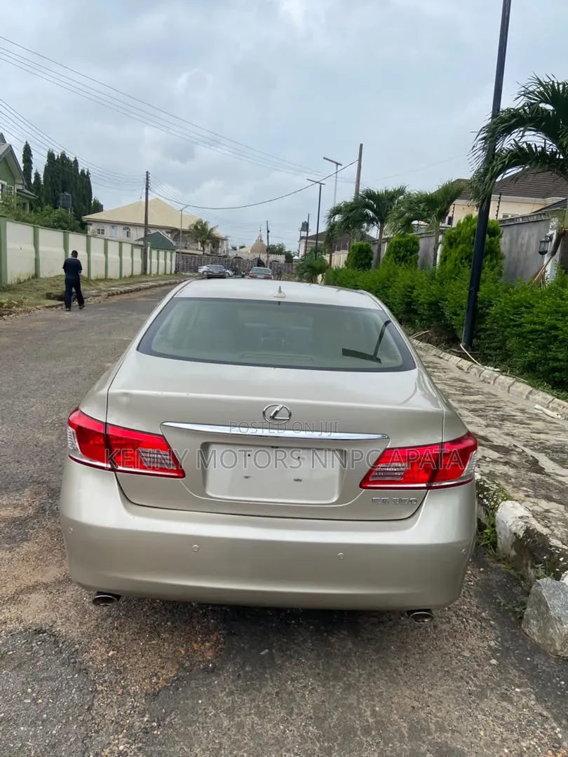 Lexus RX 2012 Gold