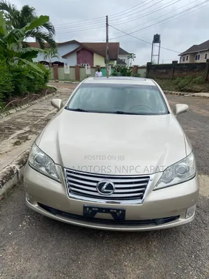 Lexus RX 2012 Gold