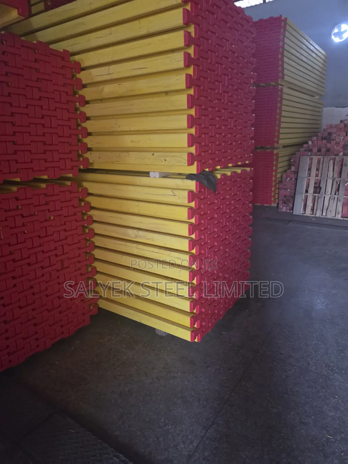 Doka Yellow Beam and Acrom Props