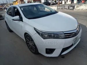 Toyota Corolla 2015 White