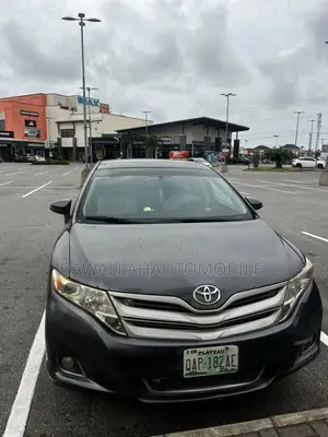 Toyota Venza XLE 2012 Gray