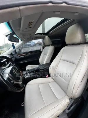 Lexus ES 2015 Silver