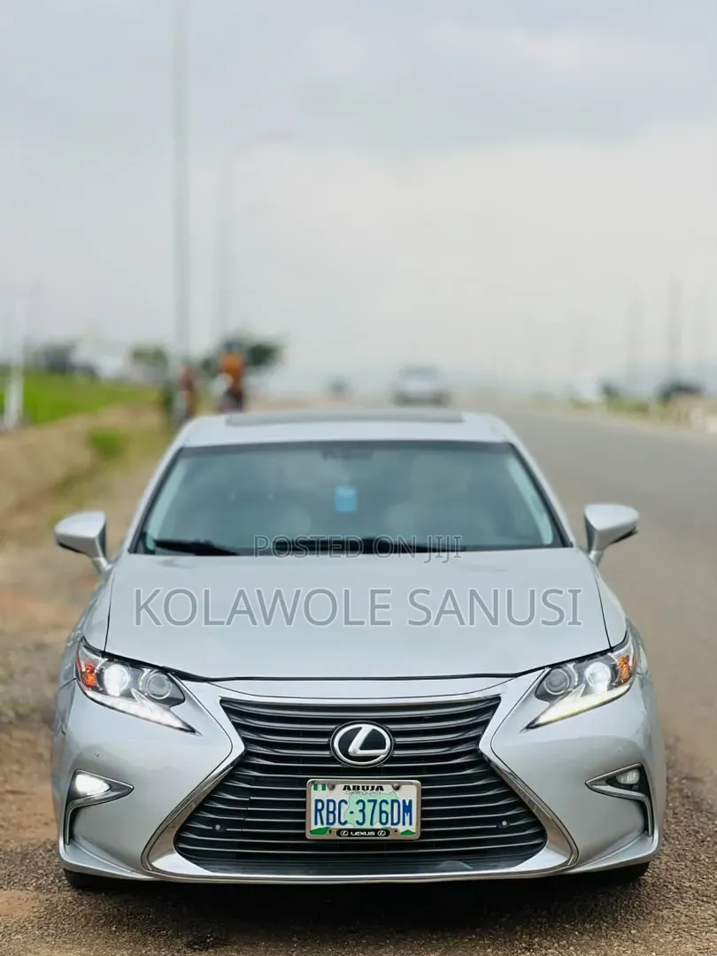 Lexus ES 2015 Silver