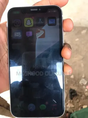Apple iPhone XR 128 GB White