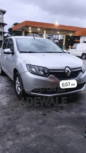 Renault Logan 2014 Silver