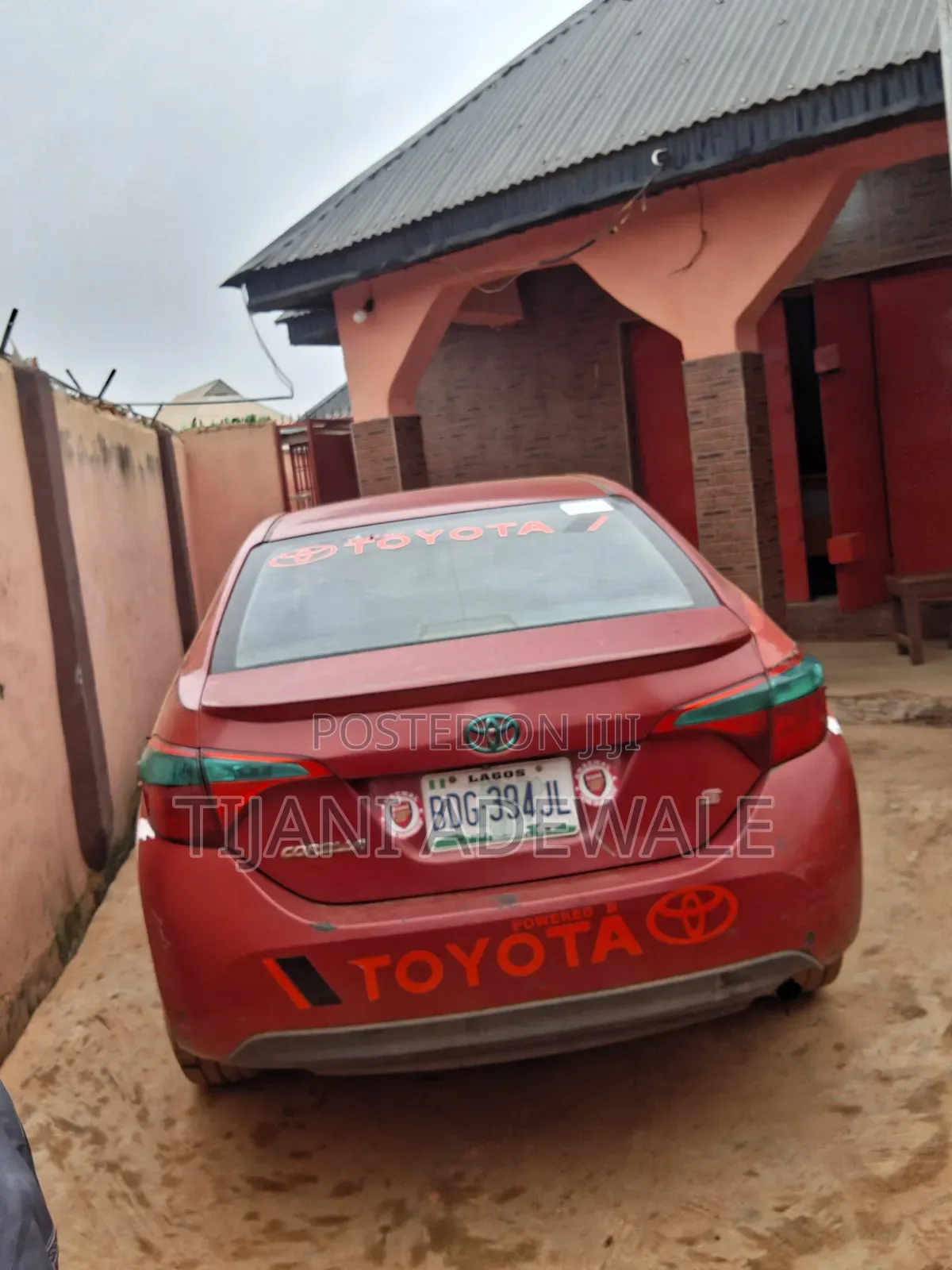 Toyota Corolla 2015 Red