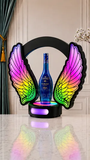 Universal EAGLES WINGS Bottle Presenter