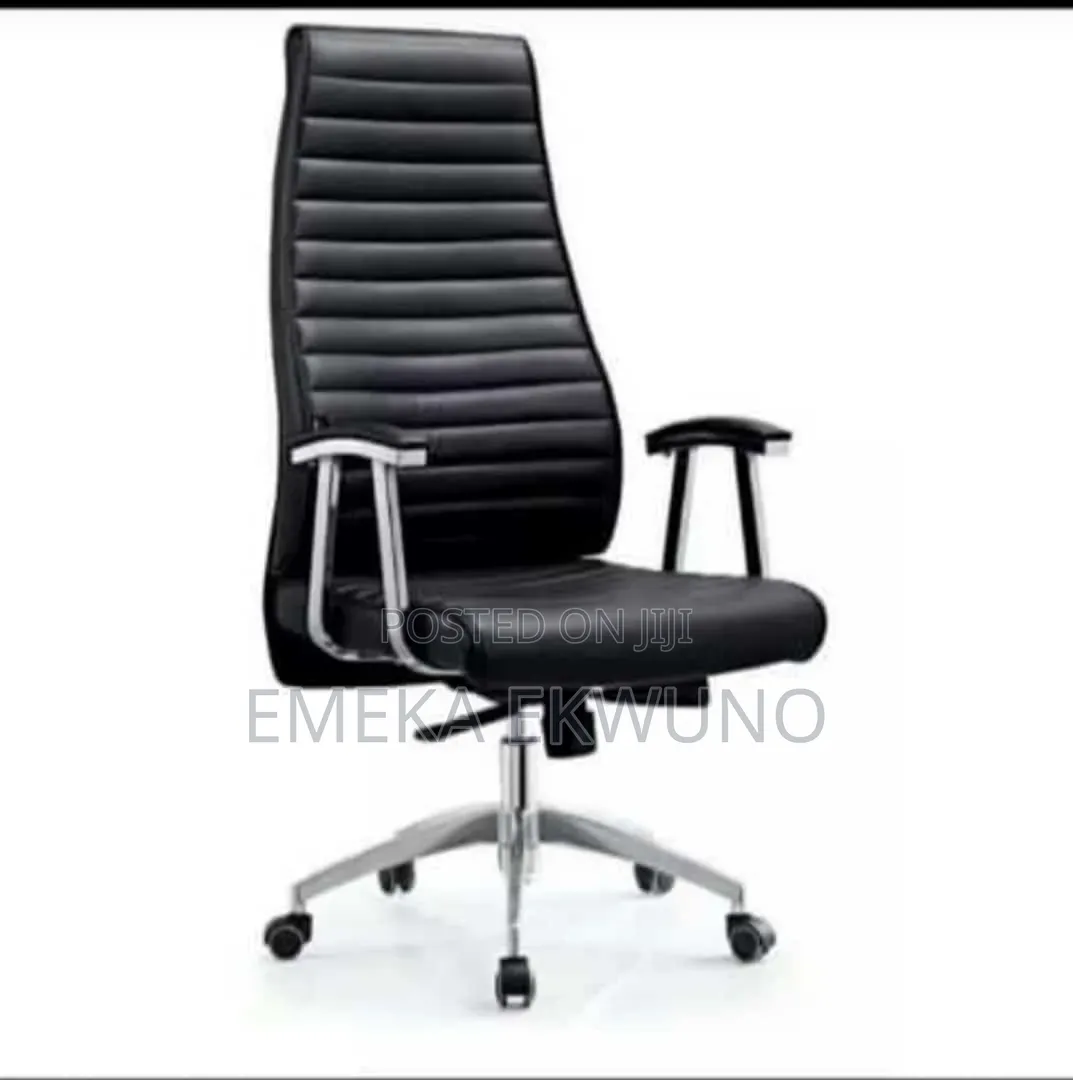 Office Executive Chat