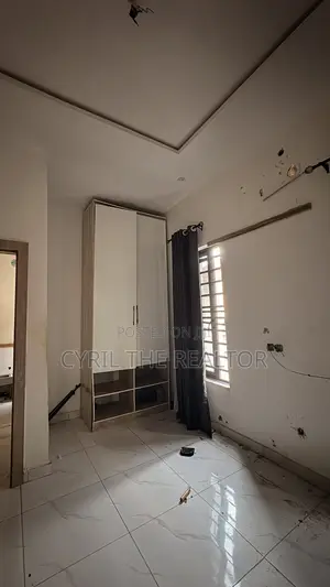 4bdrm Duplex in Divine Homes, Thomas Estate for sale