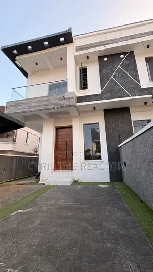 4bdrm Duplex in Divine Homes, Thomas Estate for sale