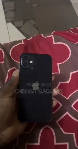 Apple iPhone 12 64 GB Black