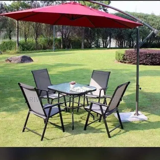 Garden Umbrella and Seaters