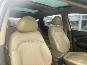 Hyundai Tucson 2013 White