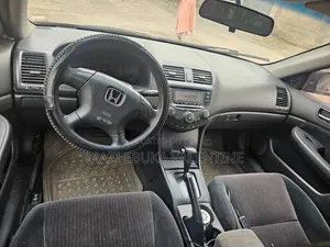 Honda Accord 2004 Matt Black