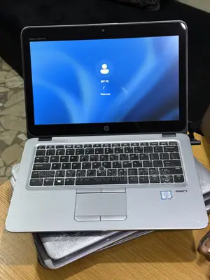 Laptop HP EliteBook 820 G4 8GB Intel Core i7 SSD 256GB