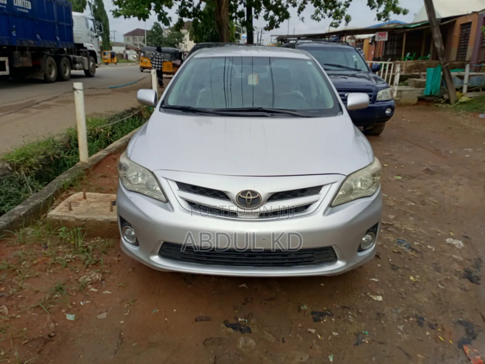 Toyota Corolla 2012 Silver