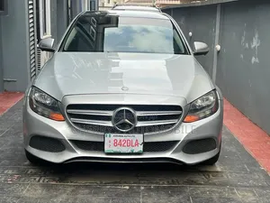 Mercedes-Benz C300 2015 Silver