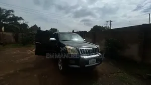 Toyota Land Cruiser Prado 2010 Black