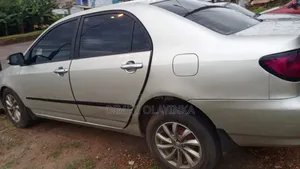 Toyota Corolla 2004 Silver