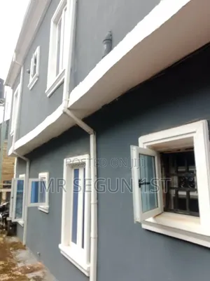 2bdrm Block of Flats in Peace Estate, Akala Express for rent