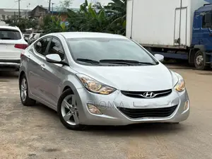 Hyundai Avante 2012 Silver