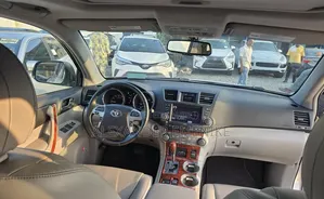 Toyota Highlander 2012 Silver