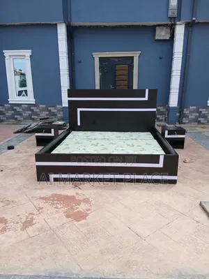 4.5ft by 6ft Bedframe With 2 Night Stands
