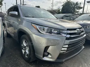 Toyota Highlander Limited Platinum 4dr SUV (3.5L 6cyl 6A) 2014 Silver
