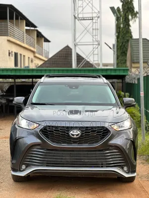 Toyota Highlander 2022 Gray