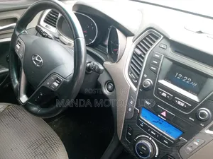 Hyundai Santa Fe 2016 Gold