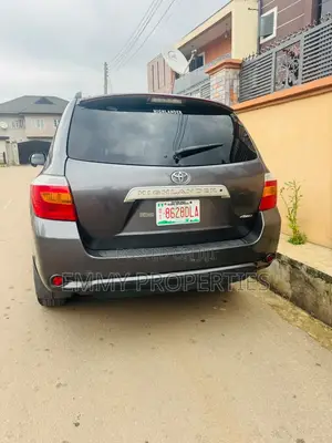 Toyota Highlander Sport 2010 Gray