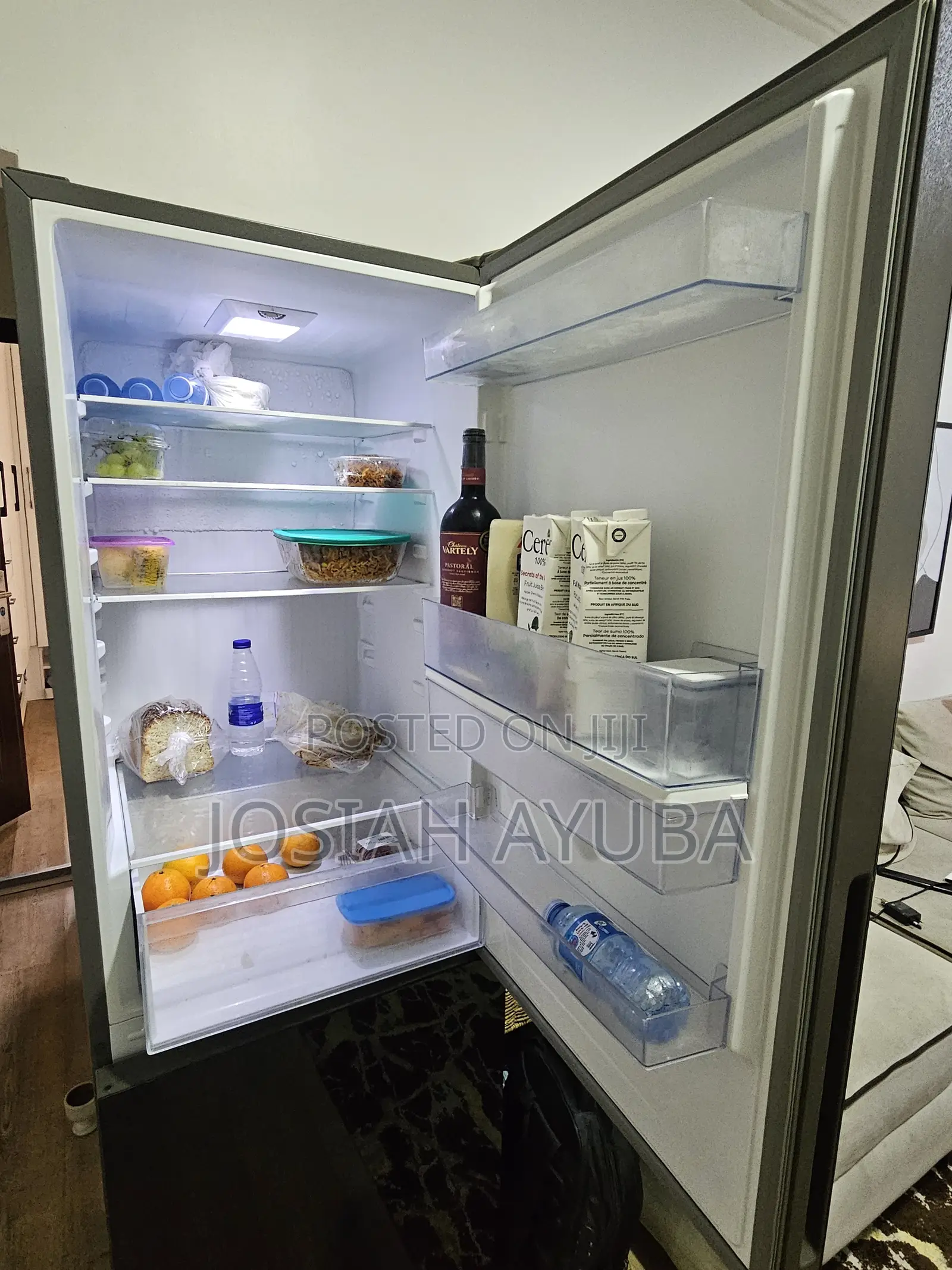 Hisense 305L Fridge