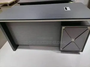 Top Quality Imported Luxury Office Table