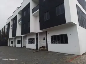 4bdrm Townhouse/Terrace in Lifecamp After for sale
