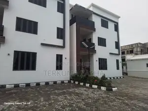 4bdrm Townhouse/Terrace in Lifecamp After for sale