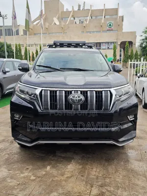 Toyota Land Cruiser Prado 2023 Black