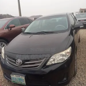 Toyota Corolla 2010 Black