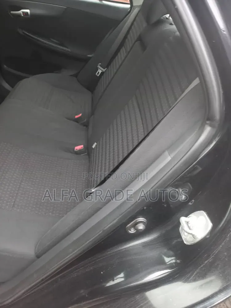 Toyota Corolla 2010 Black