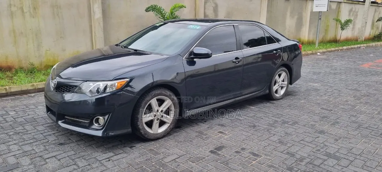 Toyota Camry 2014 Black